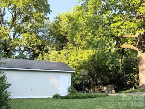 6701 Rugby Lane Charlotte NC 28226
