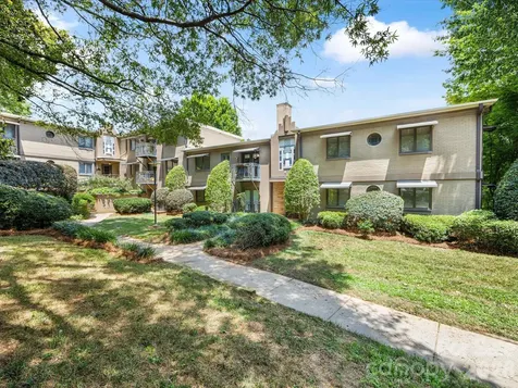 229 N Dotger Avenue Charlotte NC 28207