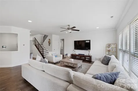 10511 Honeyfur Court Charlotte NC 28278