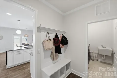 10511 Honeyfur Court Charlotte NC 28278