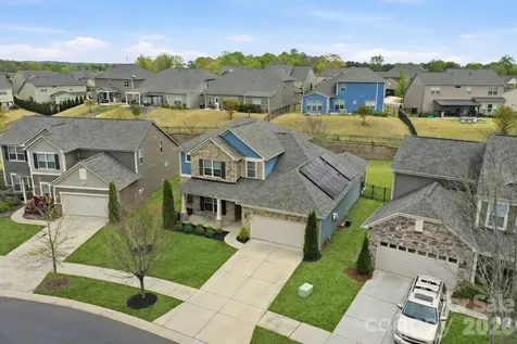 10511 Honeyfur Court Charlotte NC 28278