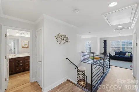 10511 Honeyfur Court Charlotte NC 28278