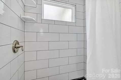 74 S Alta Vista Drive Saluda NC 28773