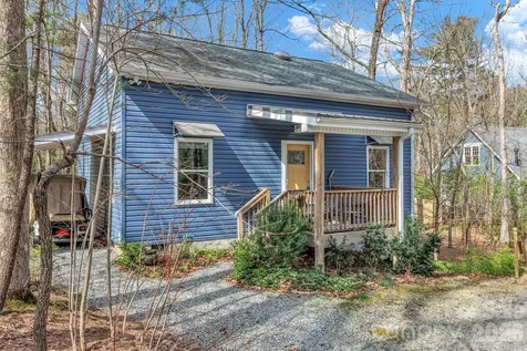 74 S Alta Vista Drive Saluda NC 28773