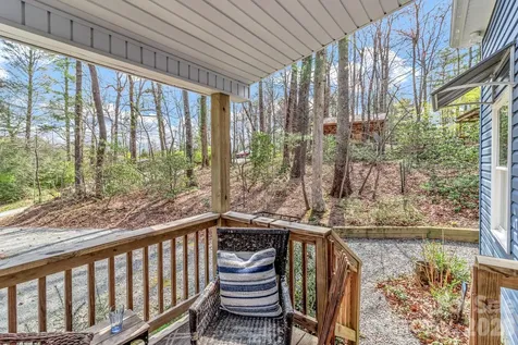 74 S Alta Vista Drive Saluda NC 28773