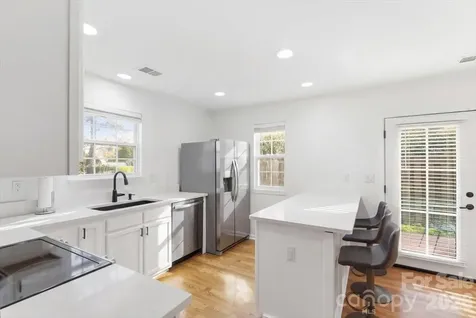 6475 Saint Bernard Way Charlotte NC 28269