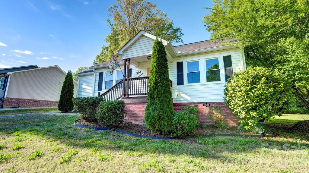 37 Oak Drive SW Concord NC 28027