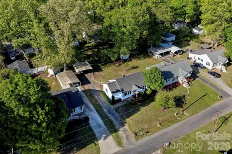 37 Oak Drive SW Concord NC 28027