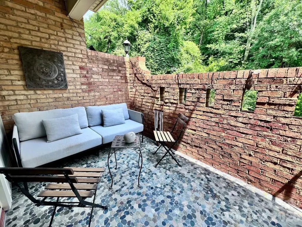4743 Hedgemore Drive Charlotte NC 28209