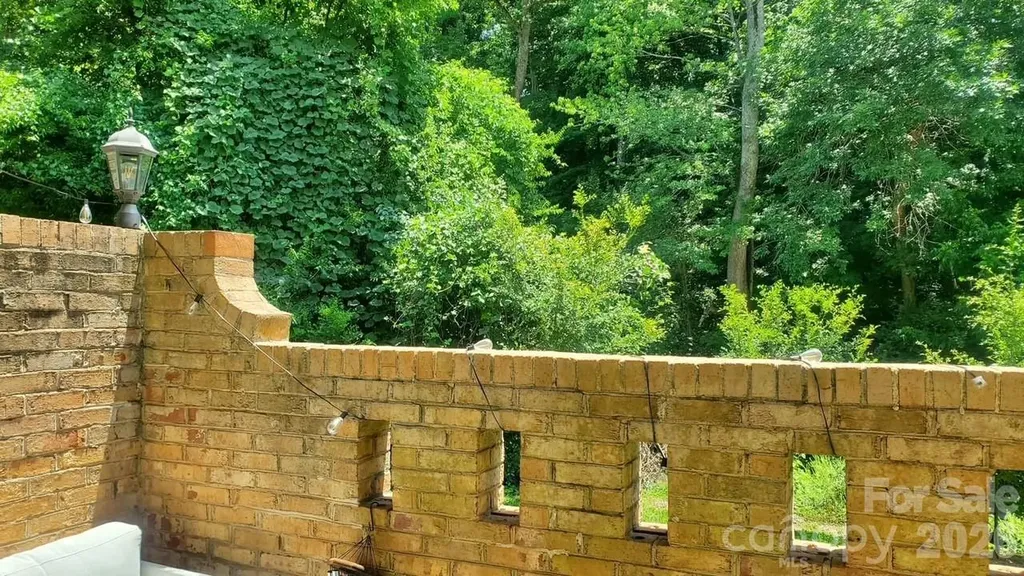 4743 Hedgemore Drive Charlotte NC 28209