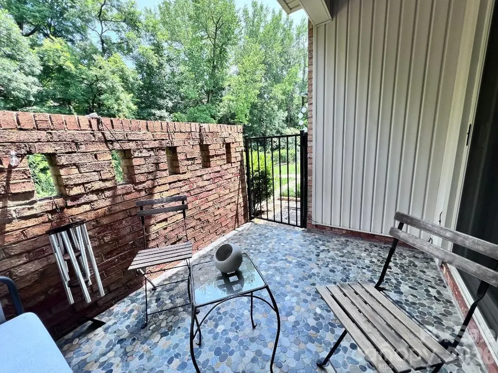 4743 Hedgemore Drive Charlotte NC 28209