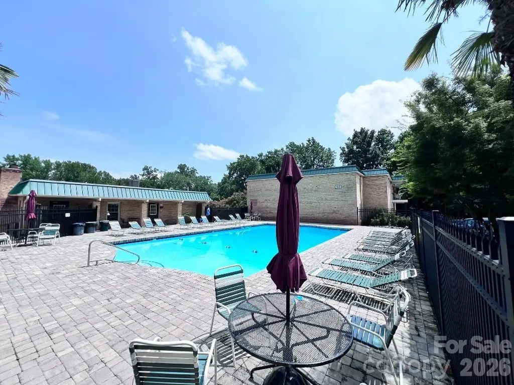 4743 Hedgemore Drive Charlotte NC 28209