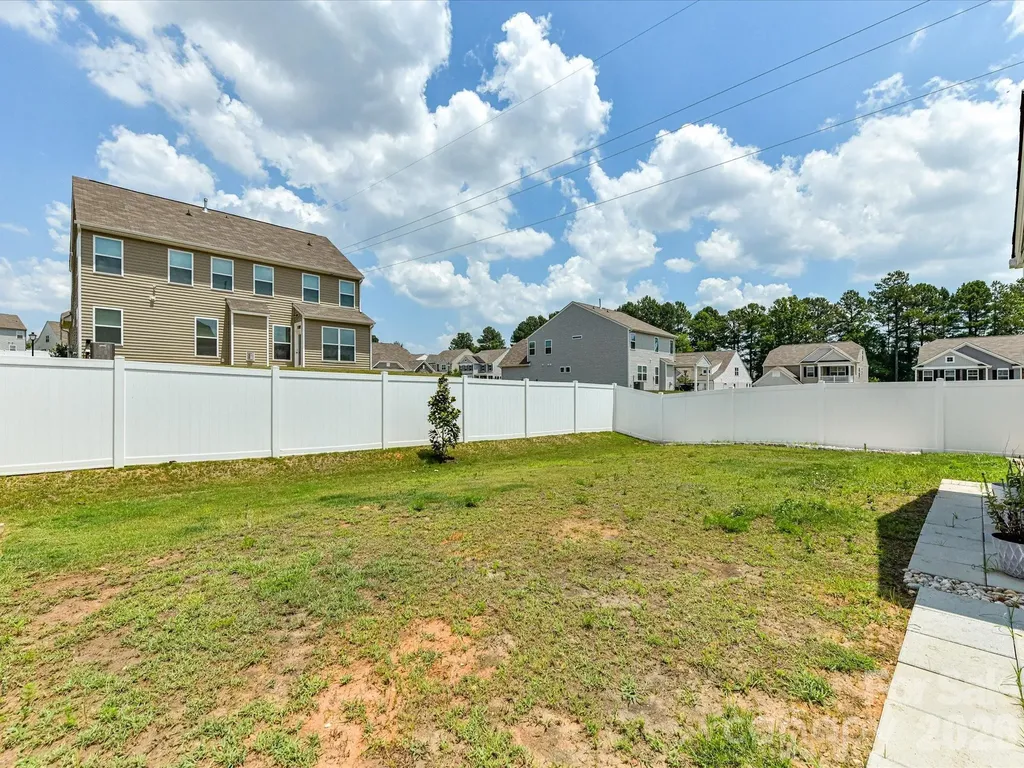 108 Old Field Road Statesville NC 28677