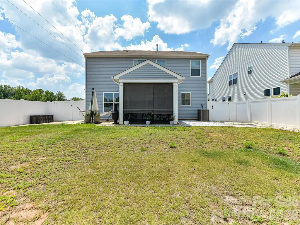 108 Old Field Road Statesville NC 28677