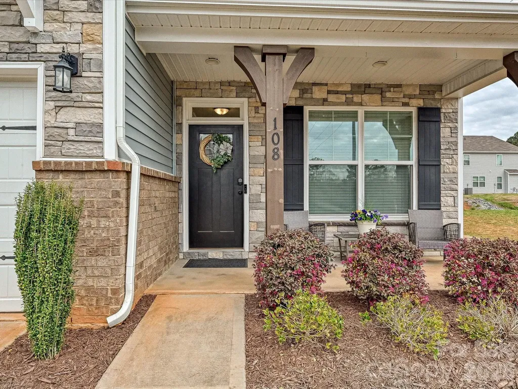 108 Old Field Road Statesville NC 28677