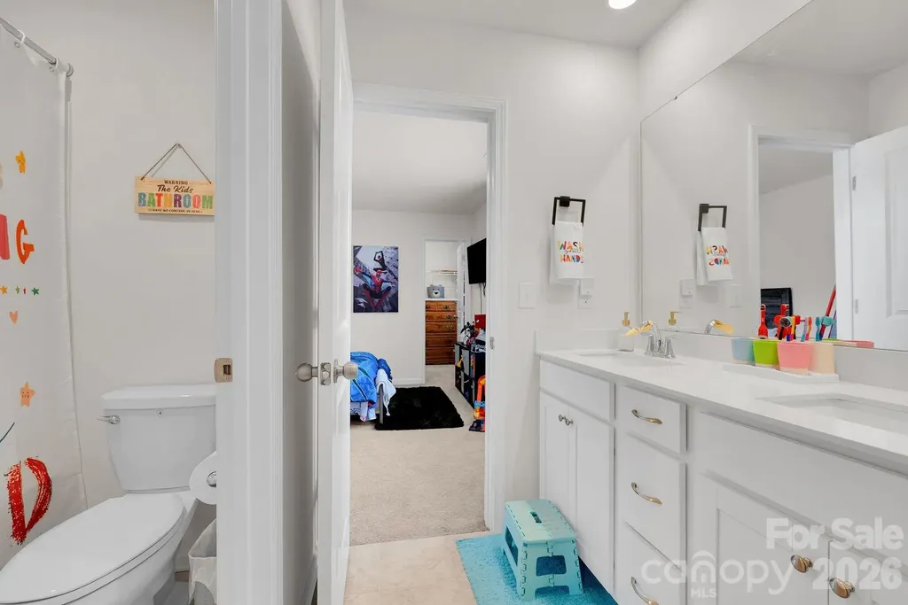 224 Hamptons Cove Road Troutman NC 28166