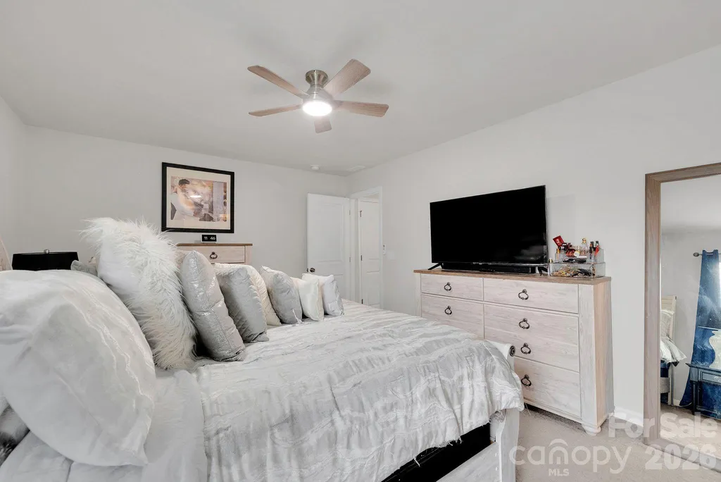 224 Hamptons Cove Road Troutman NC 28166