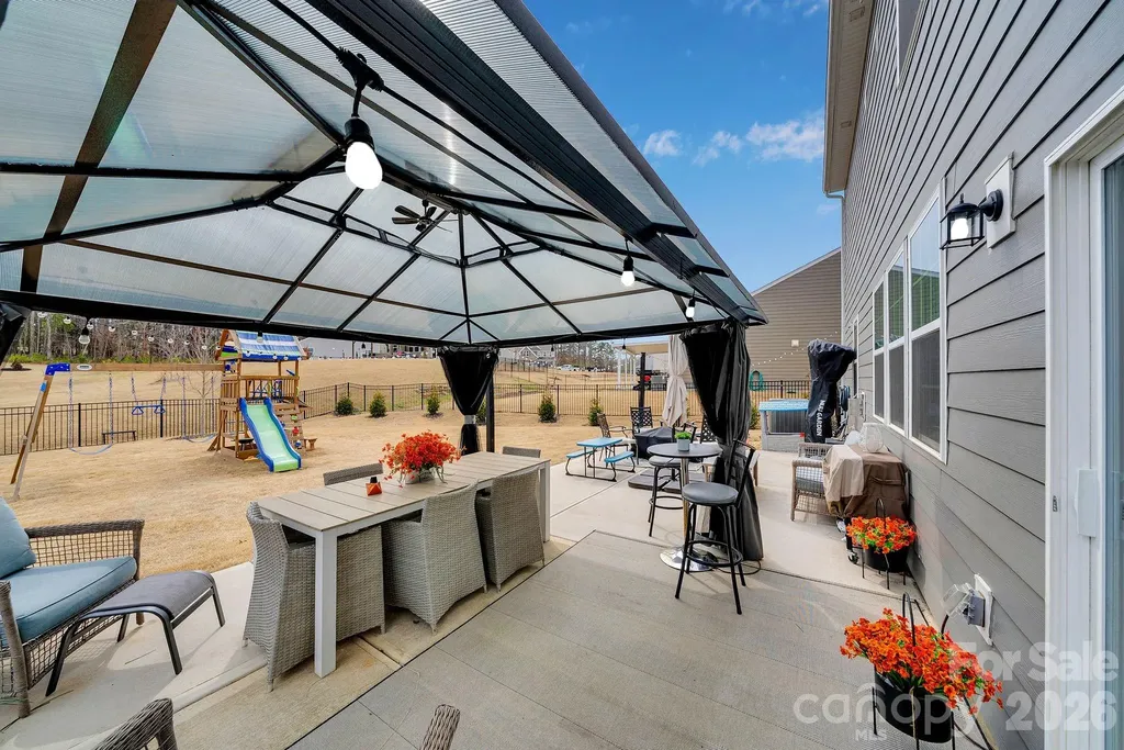 224 Hamptons Cove Road Troutman NC 28166