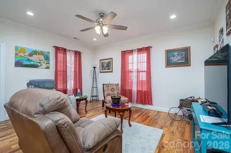 209 Wood Street Mount Holly NC 28120