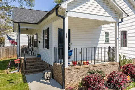 209 Wood Street Mount Holly NC 28120