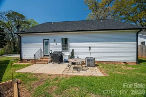 209 Wood Street Mount Holly NC 28120
