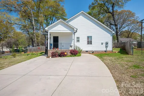 209 Wood Street Mount Holly NC 28120