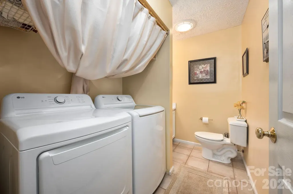 107 Loch Haven Road Swannanoa NC 28778