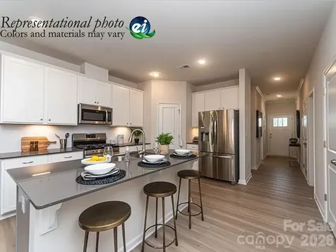 8128 Mcgarry Trail Charlotte NC 28214