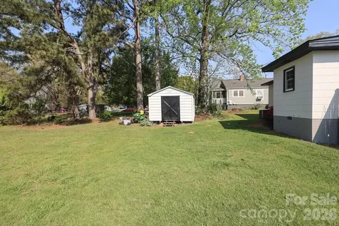 414 S Chester Street S Blacksburg SC 29702