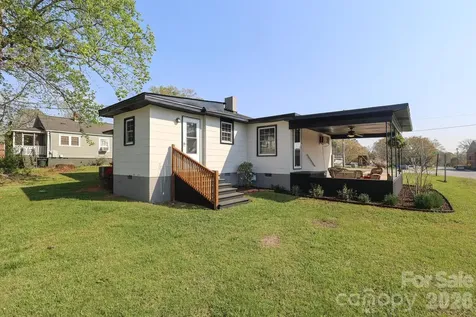414 S Chester Street S Blacksburg SC 29702