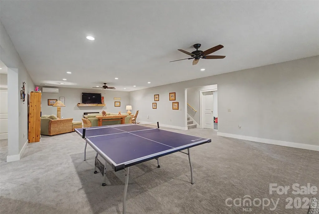 151 High Grove Parkway Whittier NC 28789