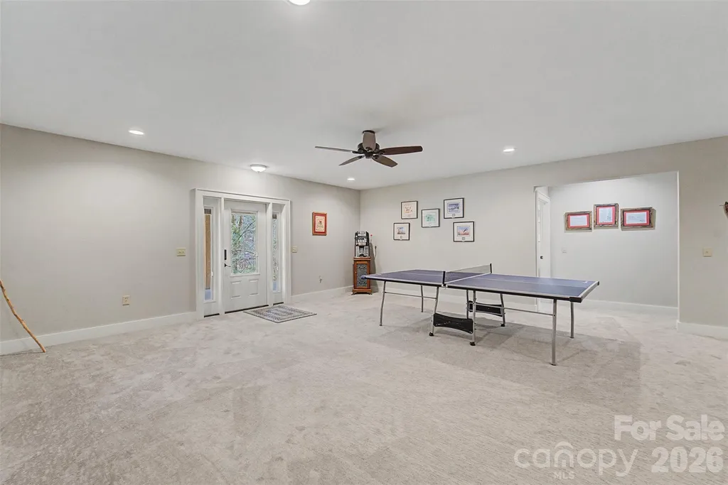 151 High Grove Parkway Whittier NC 28789