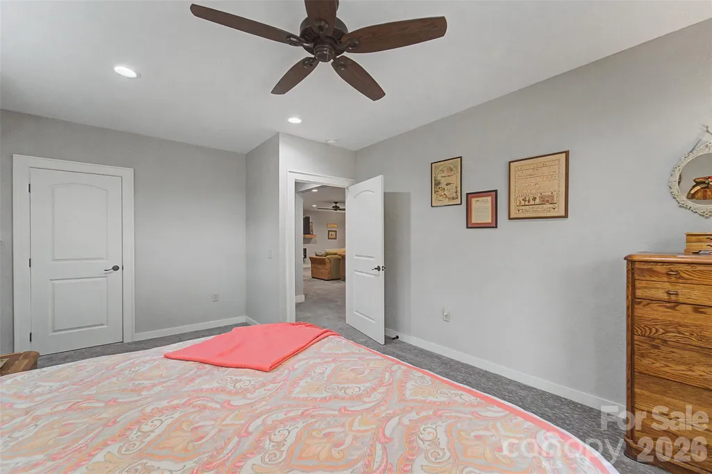 151 High Grove Parkway Whittier NC 28789