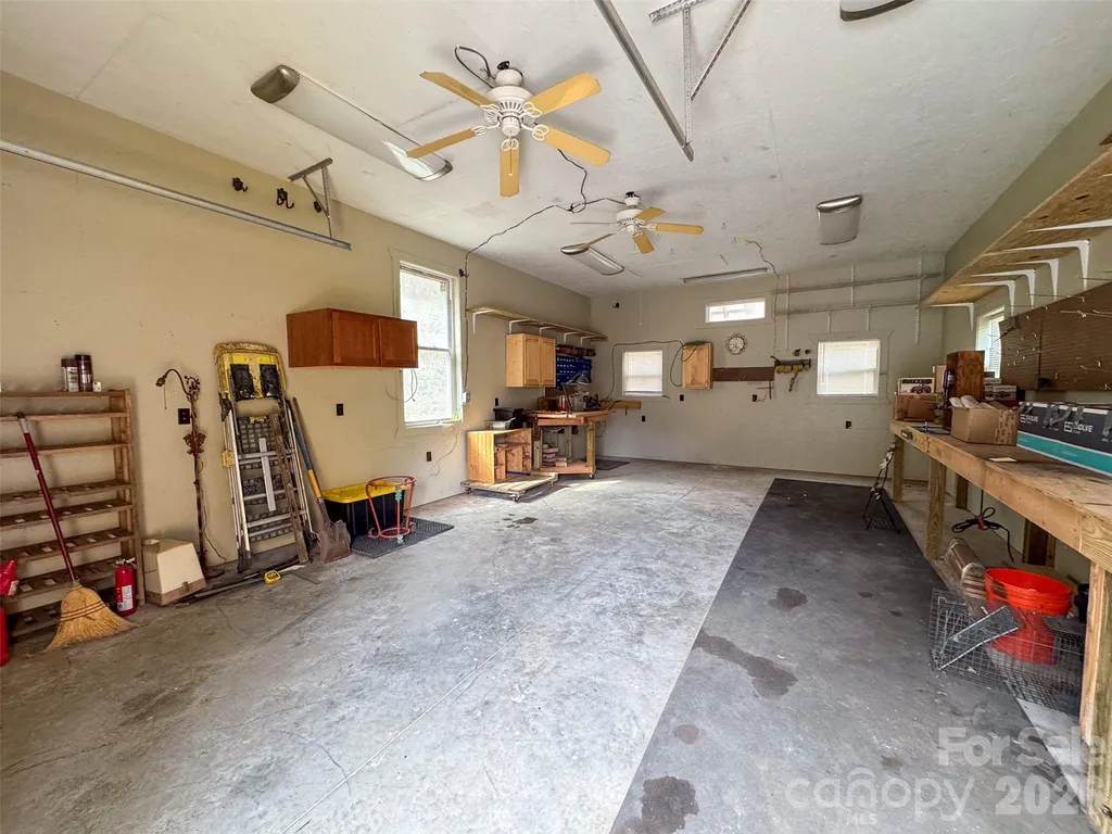 151 High Grove Parkway Whittier NC 28789