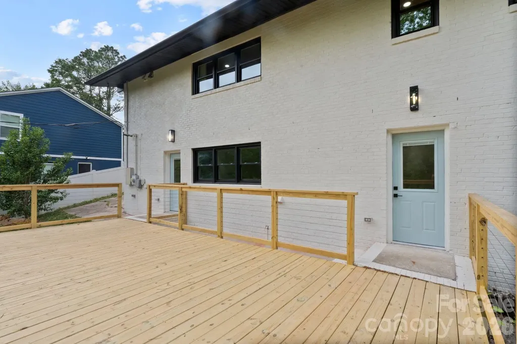 3320 Winterfield Place Charlotte NC 28205