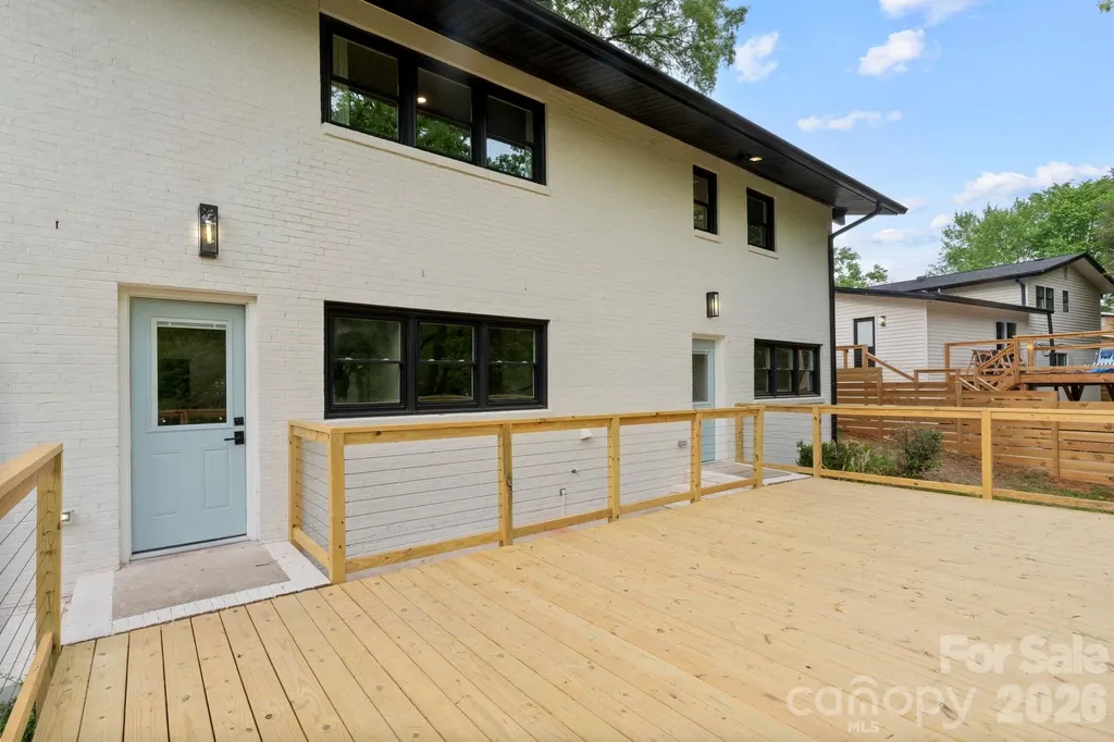 3320 Winterfield Place Charlotte NC 28205