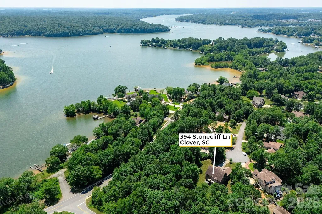 394 Stone Cliff Lane Lake Wylie SC 29710