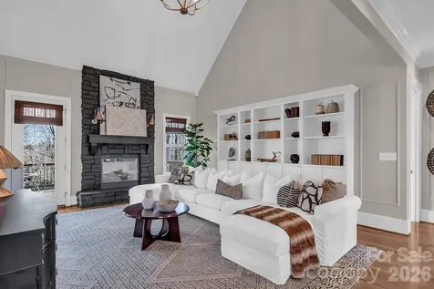 394 Stone Cliff Lane Lake Wylie SC 29710