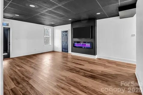 394 Stone Cliff Lane Lake Wylie SC 29710