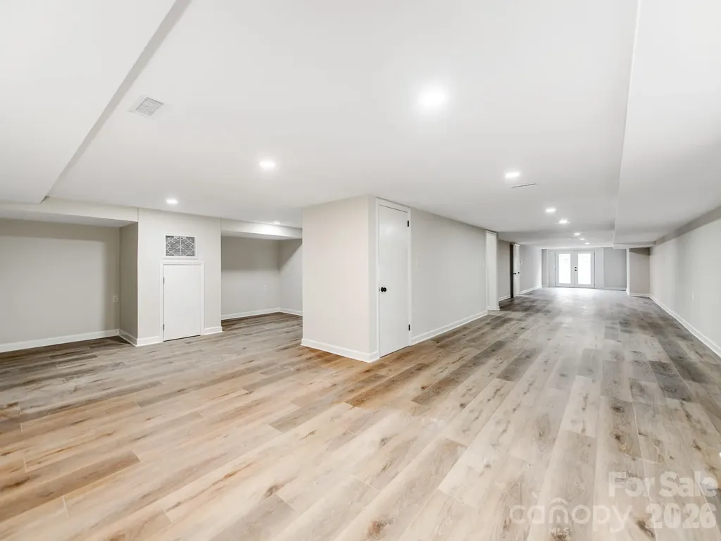 1632 Burtonwood Circle Charlotte NC 28212
