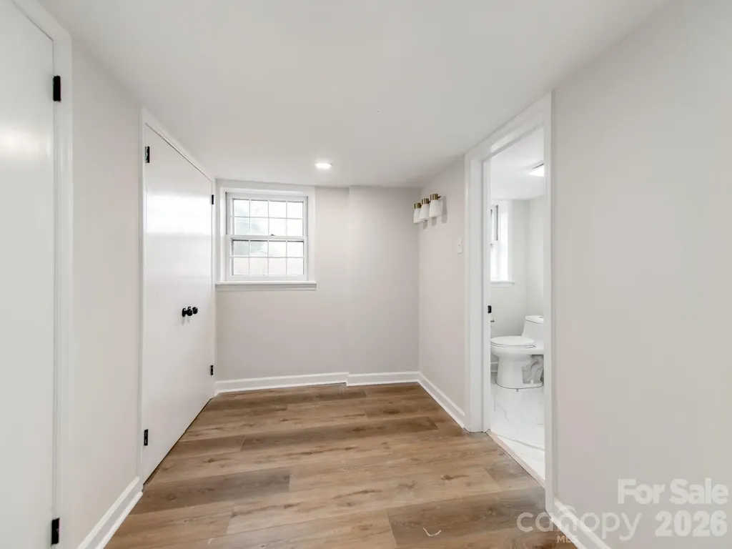 1632 Burtonwood Circle Charlotte NC 28212