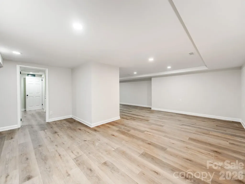 1632 Burtonwood Circle Charlotte NC 28212