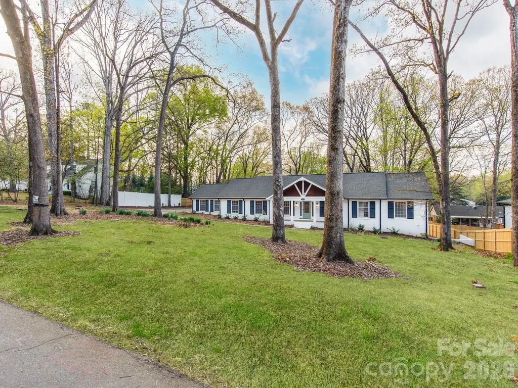 1632 Burtonwood Circle Charlotte NC 28212