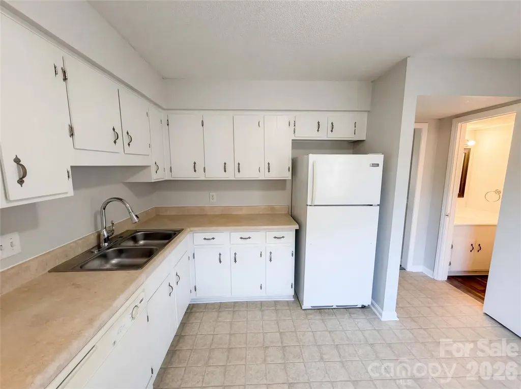 4726 Old Lantern Way Charlotte NC 28212