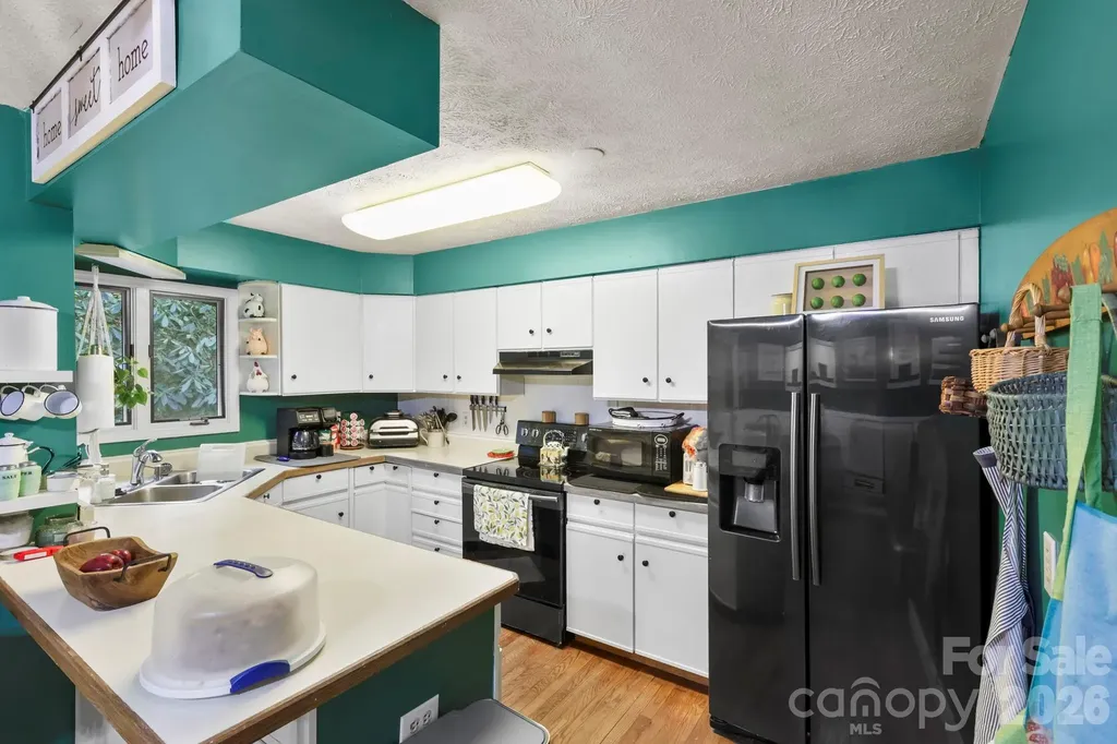 446 Silver Fox Lane Pisgah Forest NC 28768