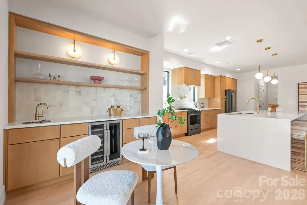 1814 Logie Avenue Charlotte NC 28205
