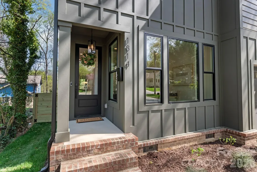 1814 Logie Avenue Charlotte NC 28205