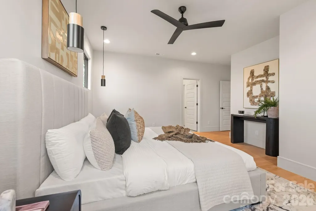 1814 Logie Avenue Charlotte NC 28205