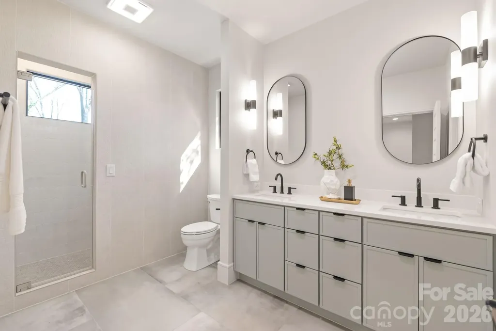 1814 Logie Avenue Charlotte NC 28205