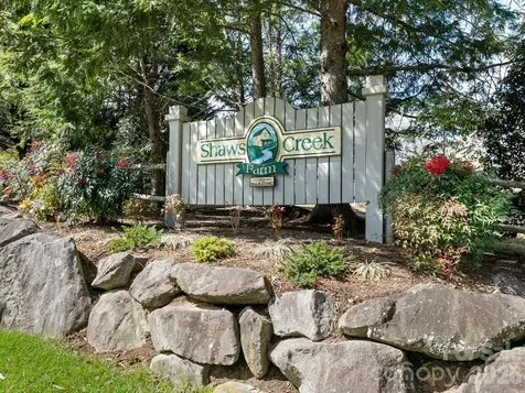 25 Old Pasture Way Hendersonville NC 28739